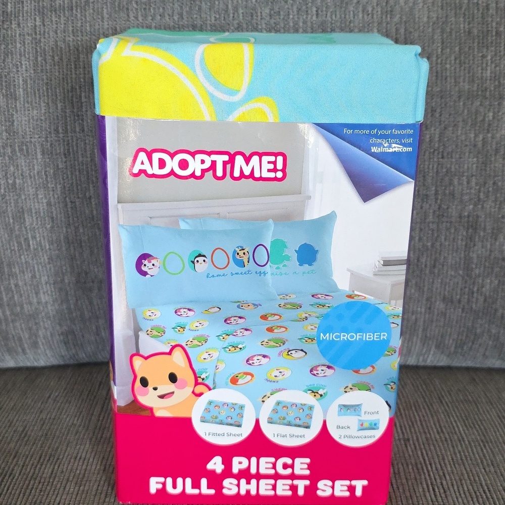 Adopt Me! 4 Piece Full Sheet Set, New